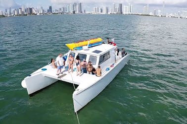 Miami catamarancruise met jetski en andere wateractiviteiten